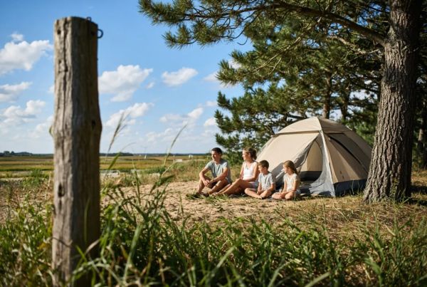 Emplacement camping ile de ré : trouvez votre spot idéal en pleine nature