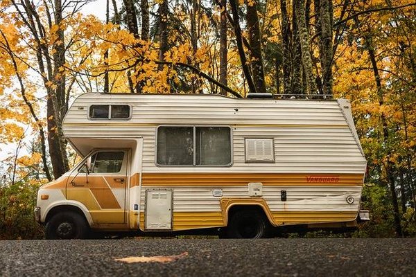 Naviguer dans les règles de déversement des camping-cars en France